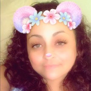 Meet your Posher, Yasmine